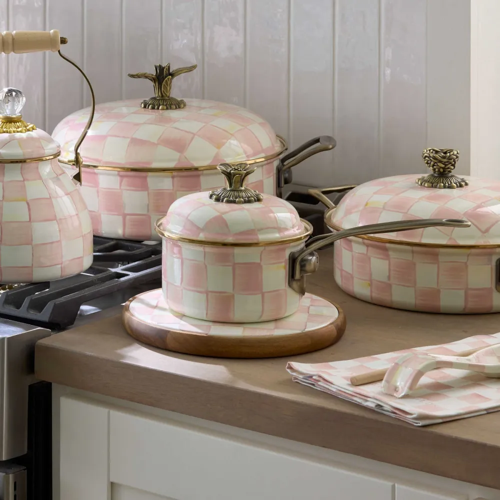 Smaltovaný hrnec Rosy Check (6,6 l) od MacKenzie-Childs