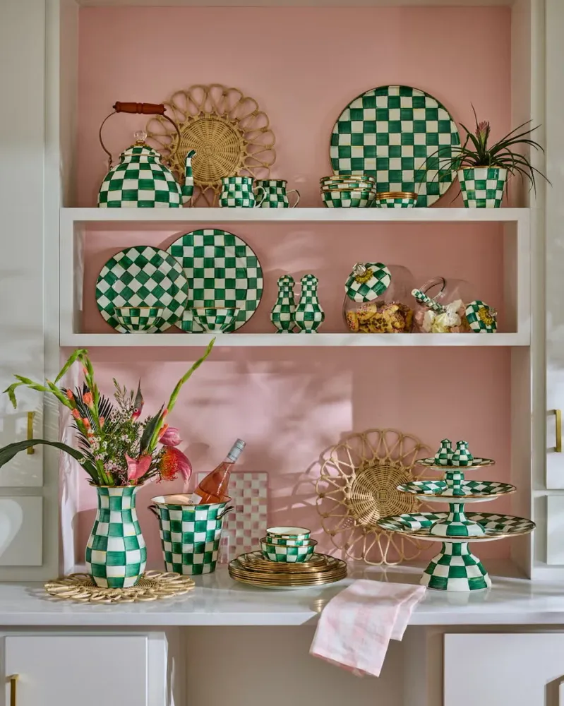 Střední oválný servírovací podnos Emerald Check od MacKenzie-Childs