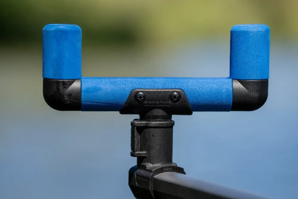 POLE SUPPORT SYSTEM