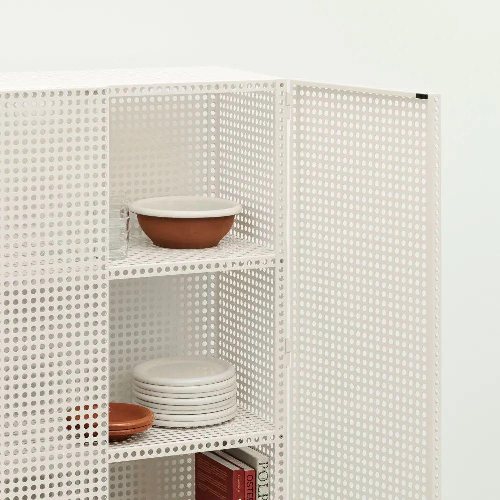 Komoda Perforated, Medium, Eggshell