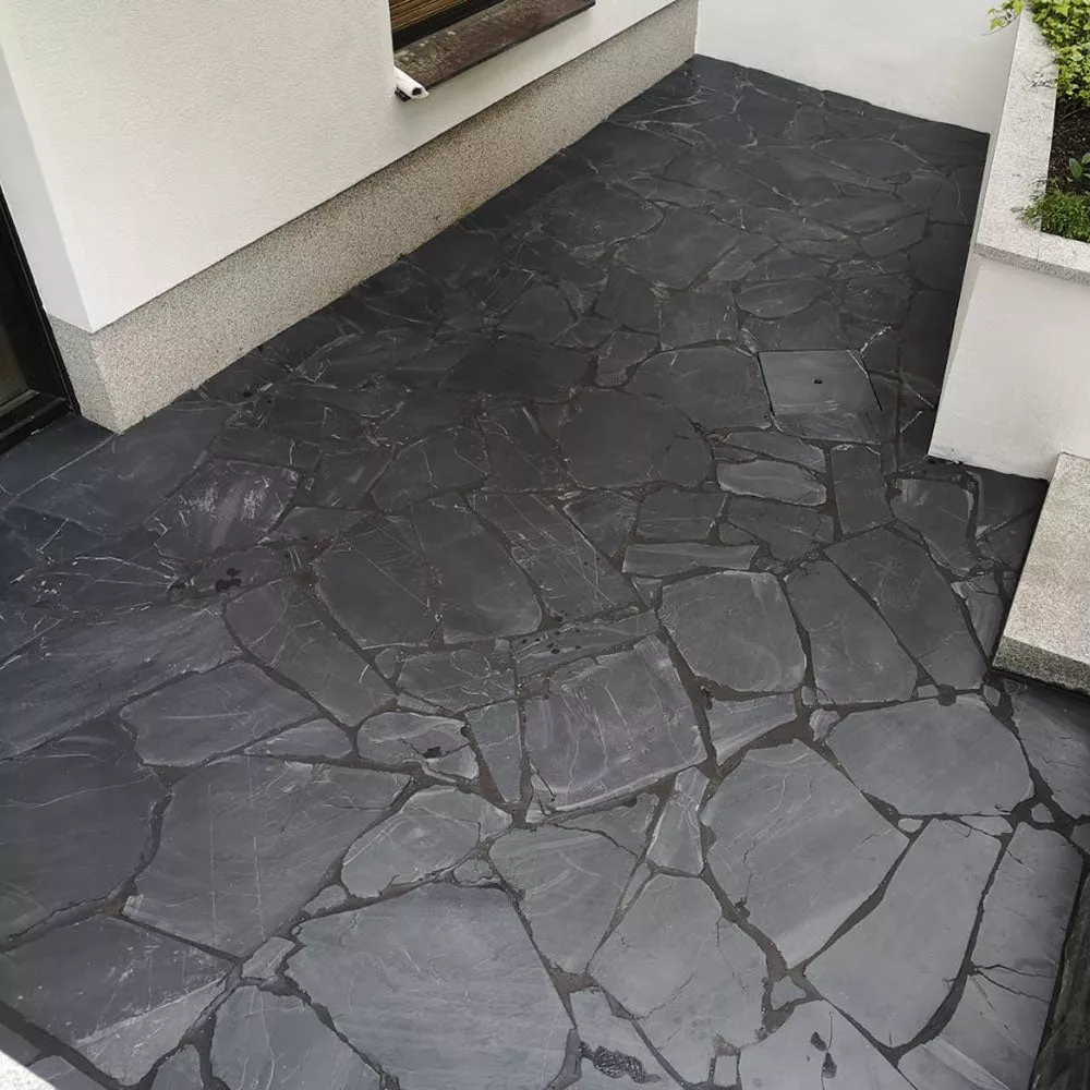 50 m² polygonální desky šedý břidlicový 2-4 cm za 51 €/m² doprava zdarma