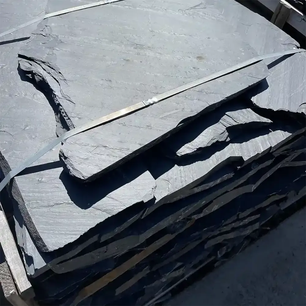 50 m² polygonální desky šedý břidlicový 2-4 cm za 51 €/m² doprava zdarma