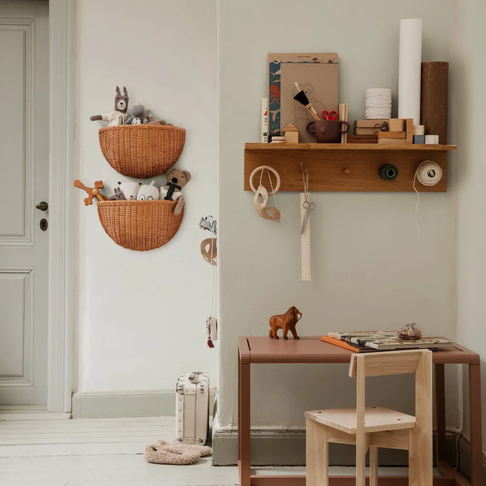 Věšák s poličkou Place Rack Medium, Oak